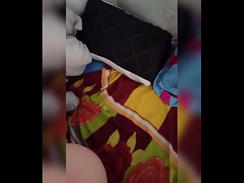 ❤️ Babaturan sakamar kuring cicing di bumi nyalira sabab salakina nuju liburan sareng kuring nyandak kasempetan pikeun bangsat sareng ngeusian buritna ku susu. ❤️❌ Video anal di urang ﹏